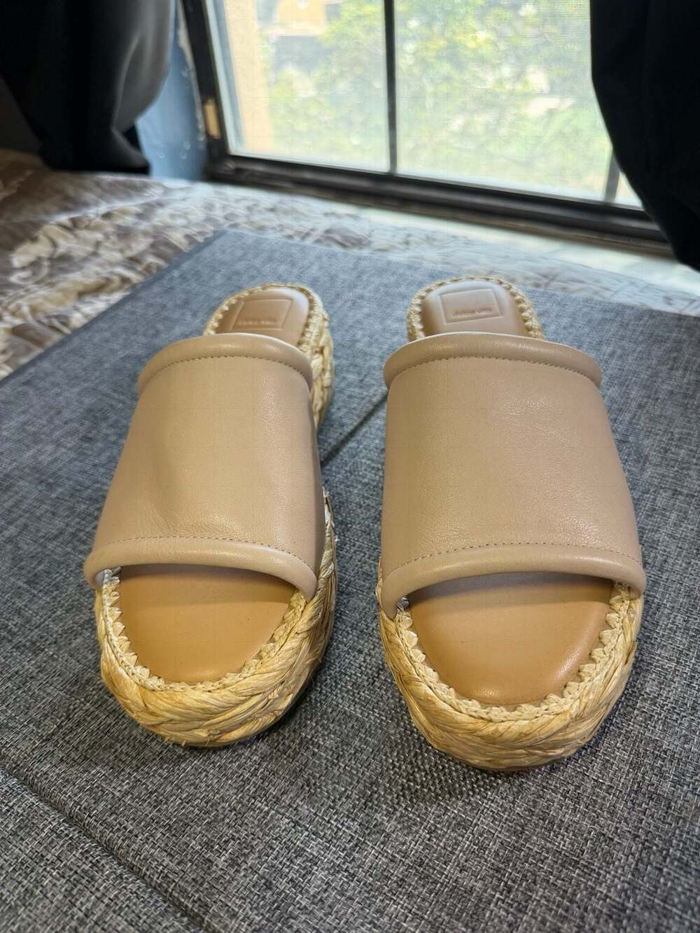 Dolce Vita Chavi Platform Sandals Size 11 Neutral